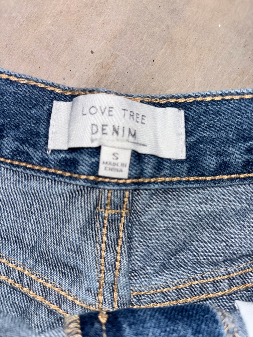 Love Tree distressed Denim Shorts-Distressed🤩 NWT - Picture 9 of 11